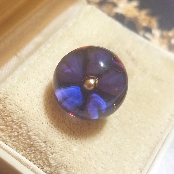 90s Barbara Bui PARIS Flower Glass Dome Pin Brooch - Picture 3 of 7